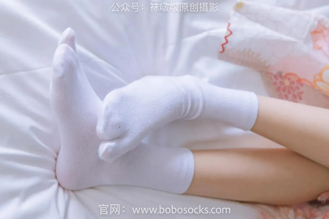 [BoBoSocks袜啵啵]NO.137 稚予-木屐、分指白棉袜、裸足、和风浴衣 [170P]插图7